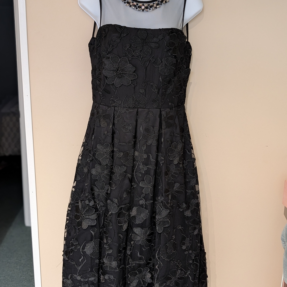 Eliza J Black Floral Lace Midi Dress